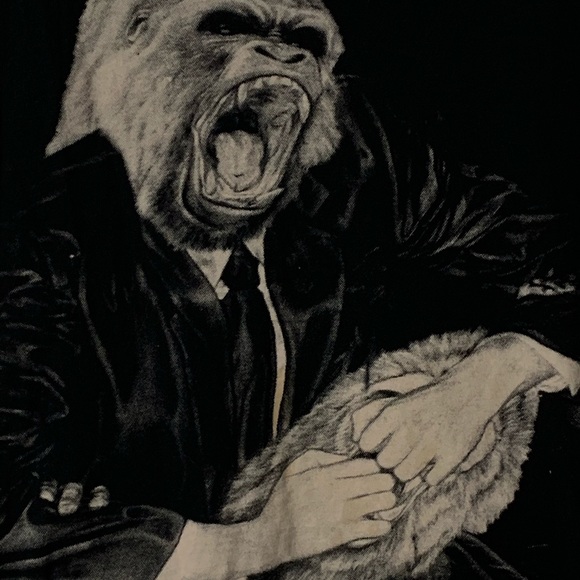 Reworked gorilla T-shirt - Picture 2 of 4